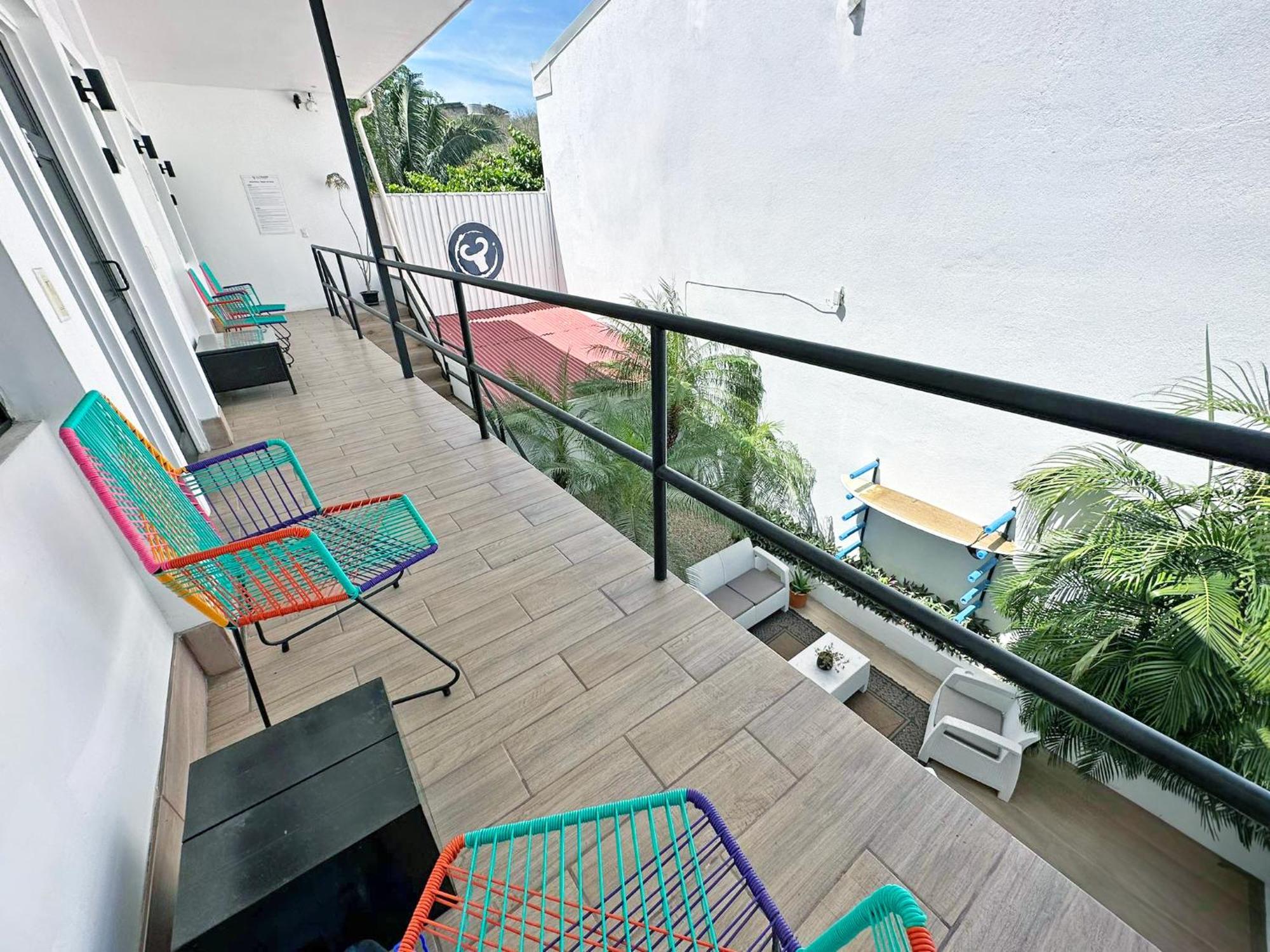 Hotel Surf Ranch Tamarindo Esterno foto