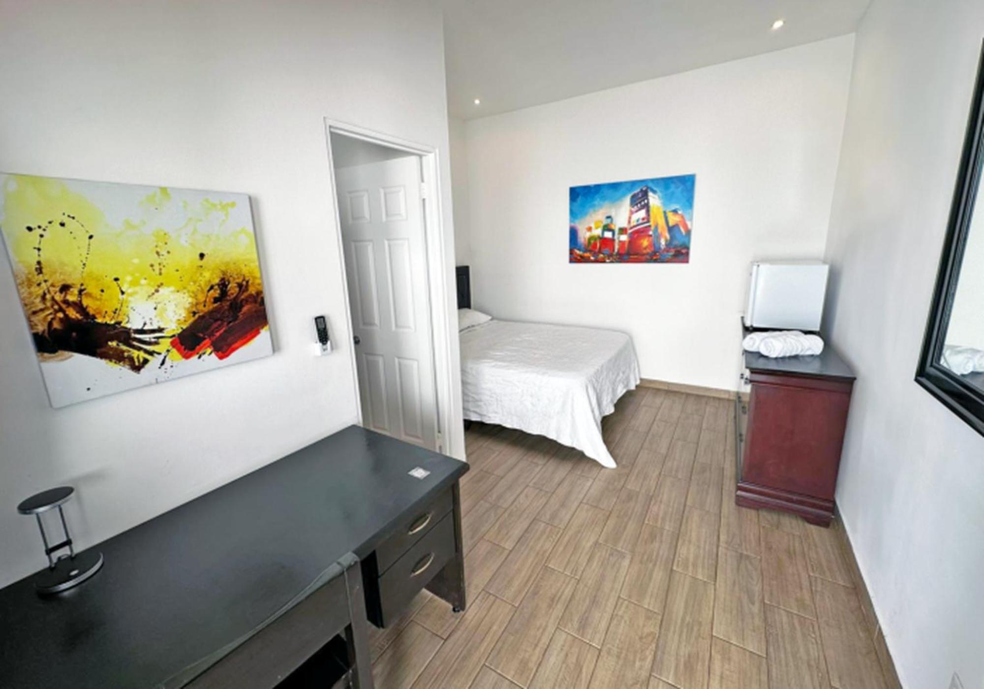 Hotel Surf Ranch Tamarindo Esterno foto